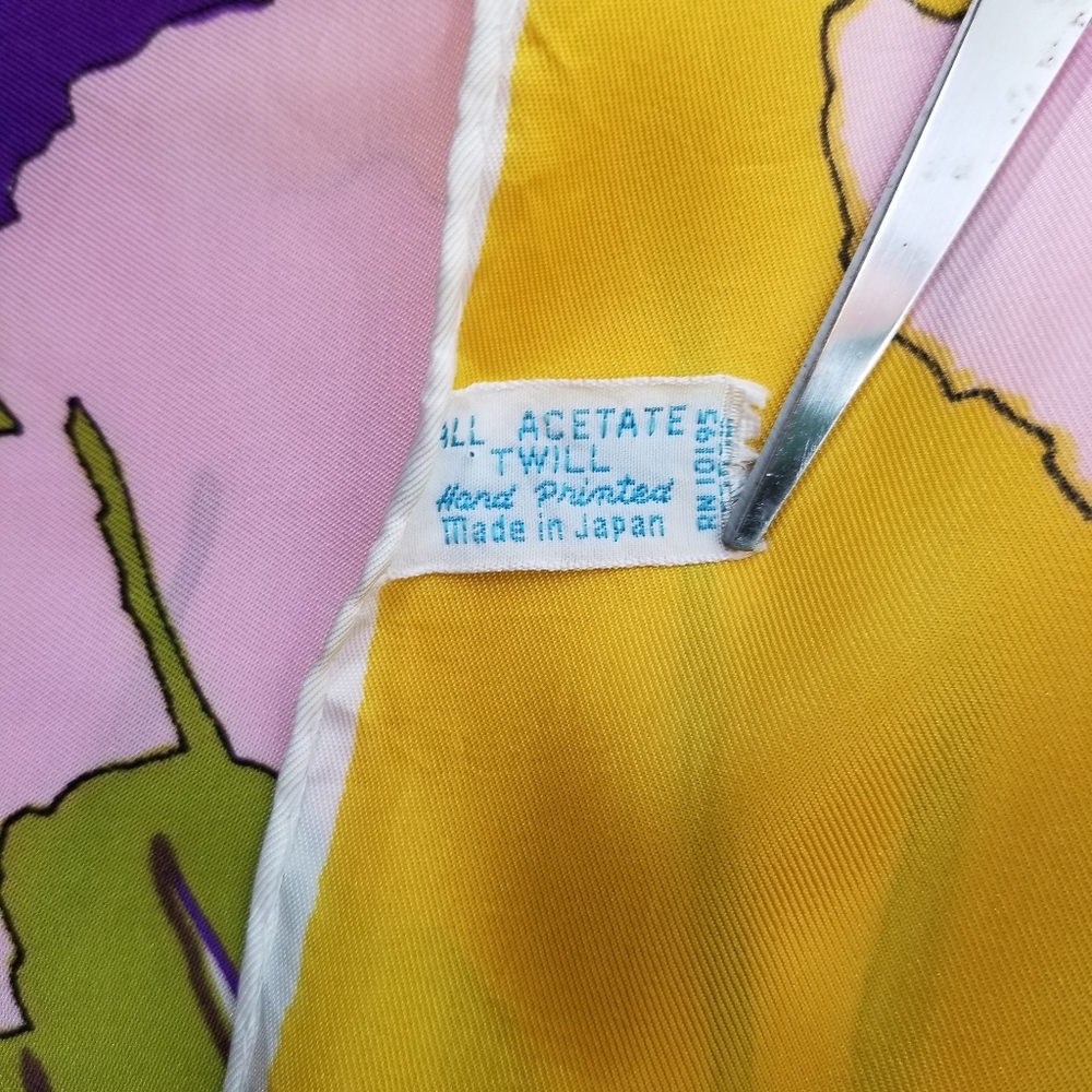 SOLD🌈 1960s Herman Pecker & Co. floral scarf - Picture 2 of 9